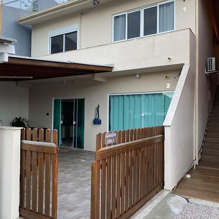 Casa 2 Quartos na Armação Governador Celso Ramos Exterior foto